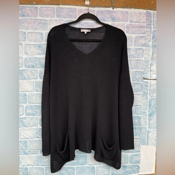 PÔLES MAISON MONTAGUT
OVERSIZED KNIT SWEATER LARGE - Picture 6 of 9